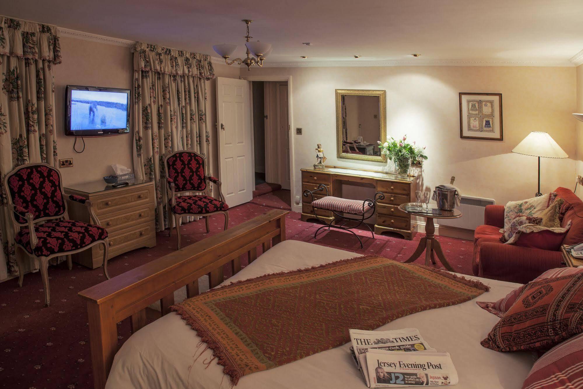 The Revere Hotel Saint Helier Eksteriør billede